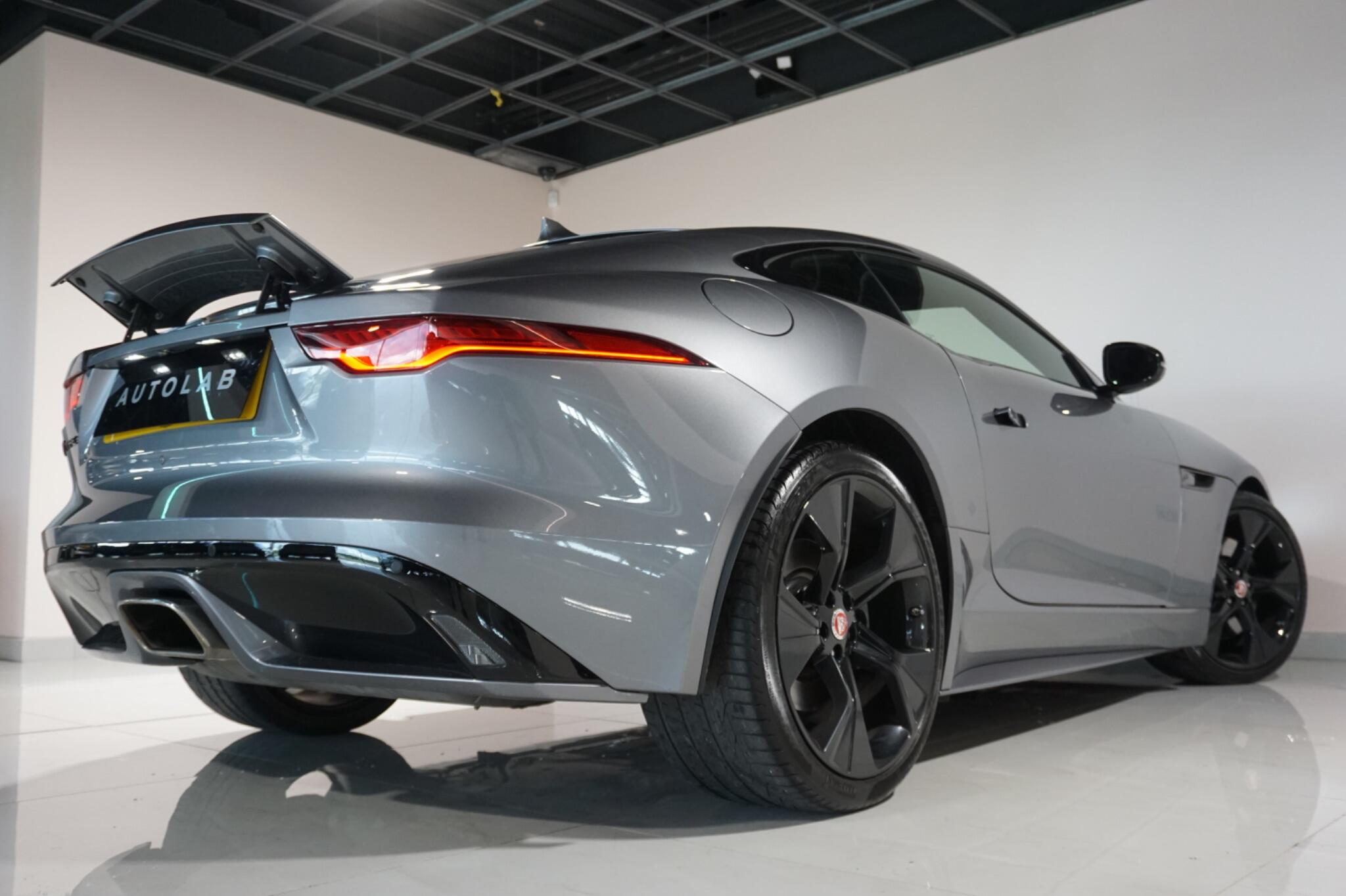 Jaguar F-Type 2.0i R-Dynamic Coupe 2dr Petrol Auto Euro 6 (s/s) (300 ps)